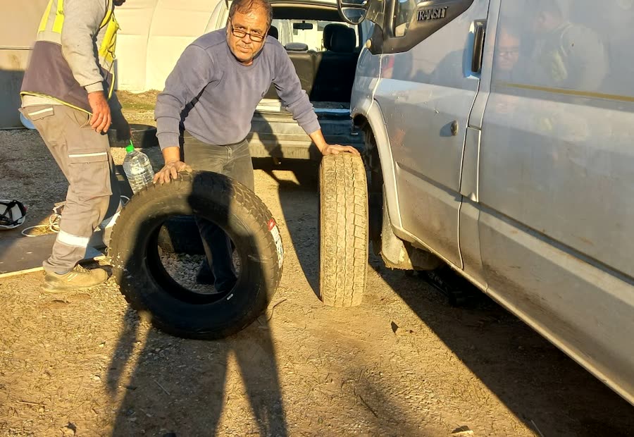Selçuk mobil lastikçi ve yol yardım aracı